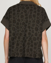 Load image into Gallery viewer, Leopard Knit 1/4 Zip Top **2 COLORS**
