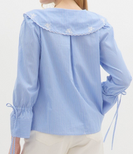 Load image into Gallery viewer, Striped Peter Pan Collar Top **2 COLORS**
