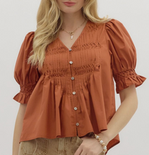 Load image into Gallery viewer, Smocked Top **2 COLORS**
