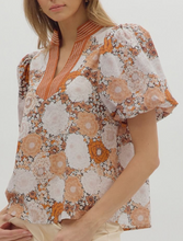 Load image into Gallery viewer, Floral Top **2 COLORS**
