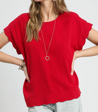Load image into Gallery viewer, Linen Scallop Top **2 COLORS**
