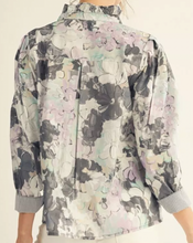 Load image into Gallery viewer, Lavender Mix Floral Top
