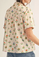 Load image into Gallery viewer, Natural Floral Top
