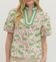 Load image into Gallery viewer, Floral Contrast Trim Top ** 2 COLORS **
