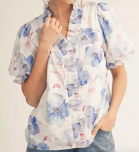 Load image into Gallery viewer, Ruffle Detail Floral Puff Sleeve Top

