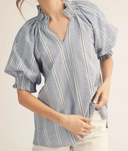 Load image into Gallery viewer, Textured Puff Sleeve Top **3 COLORS**
