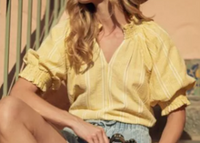 Load image into Gallery viewer, Textured Puff Sleeve Top **3 COLORS**
