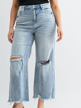 Load image into Gallery viewer, Super High Rise Distressed Ankle Mica Jeans **PLUS**
