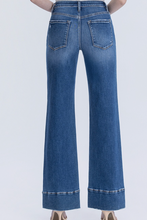 Load image into Gallery viewer, Medium Wash Trouser Vintage Flare Lovervet Jeans

