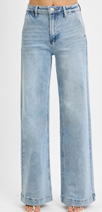 Light Wash Wide Leg Risen Jeans