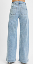 Load image into Gallery viewer, Light Wash Wide Leg Risen Jeans
