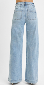 Light Wash Wide Leg Risen Jeans